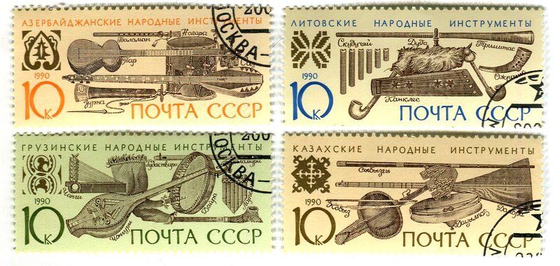 Tutti i francobolli: Briefmarken "Musikinstrumente". UdSSR – Nuovo e nell'imballaggio originale da Basel venduto da Butsch5