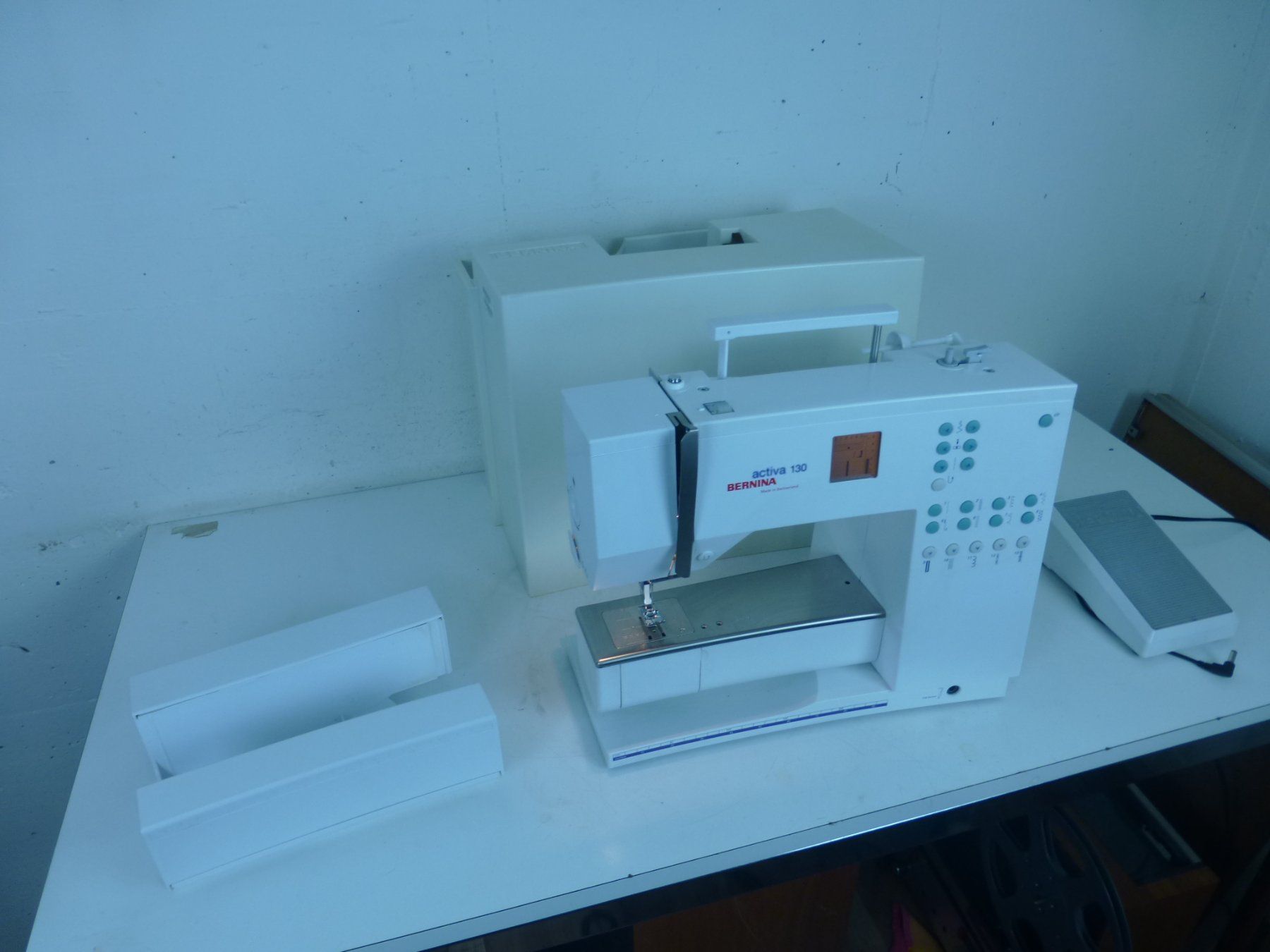 Bernina Nähmaschinen: BERNINA Activa 130 mit Original Koffer – Neu und originalverpackt aus Fahrweid von ekv 1