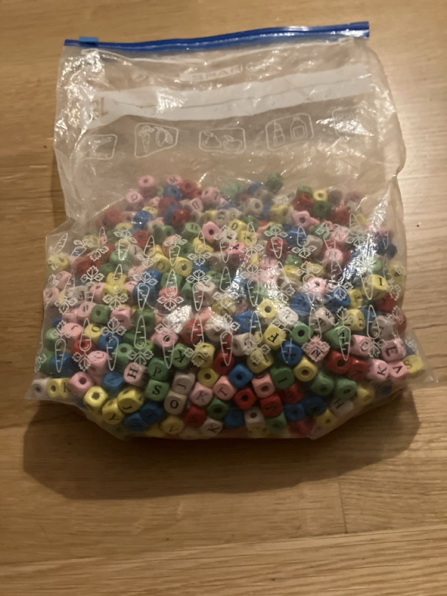 Spielzeuge: Bag of Letter Beads – Gebraucht aus Zürich von papperlapapp1 1