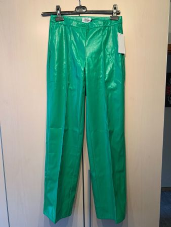 Melissa x NA-KD grüne Hose Gr. S *NEU*