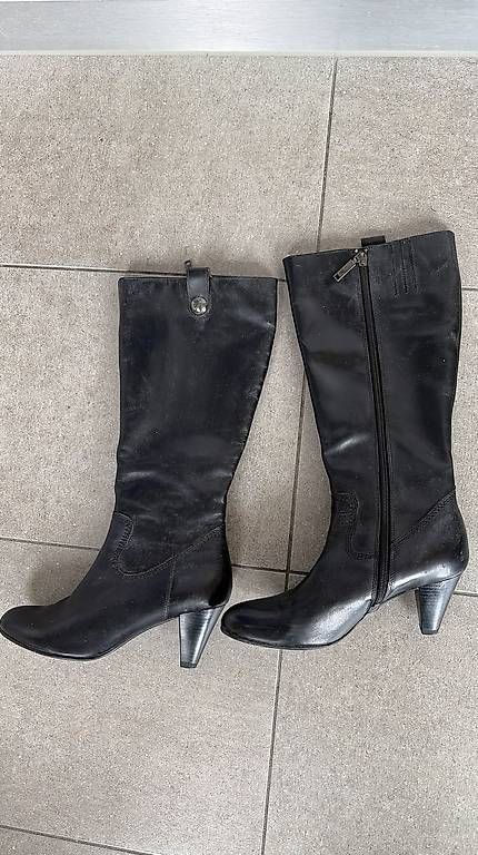 Scarpe da donna: Schwarze Lederstiefel (Grösse 39) – Usato da Bern venduto da mit_w2v8