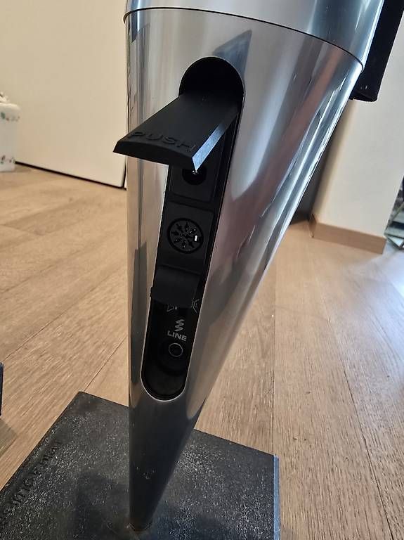 Bang & Olufsen Casse acustiche: Bang & Olufsen BeoLab 8000 – Usato da Pura venduto da Andy_the_dealer 2