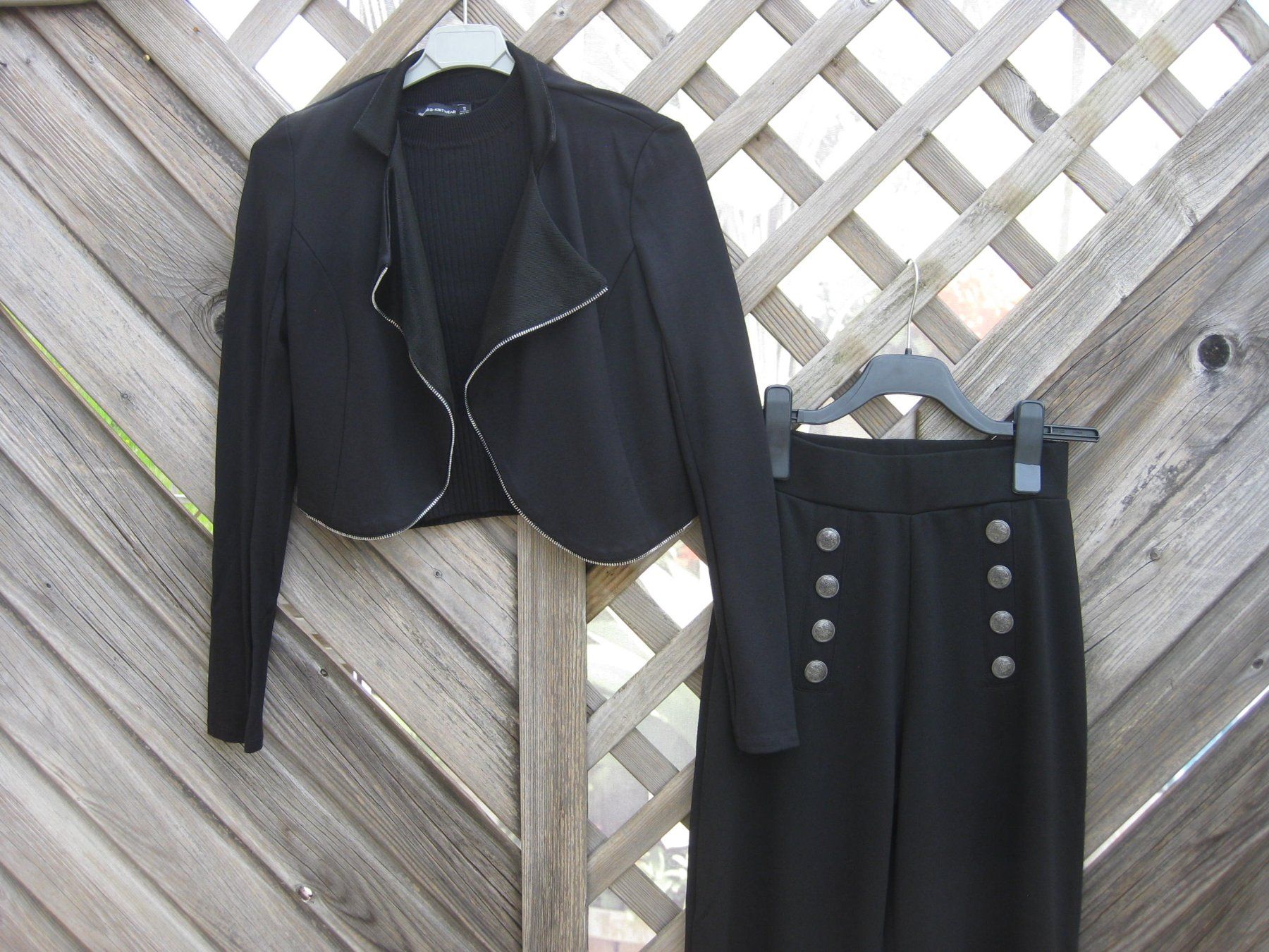 Lotti di vestiti: Weekendly/Party? Black & White Set Gr.S – Usato da Steinmaur venduto da Daka36 5