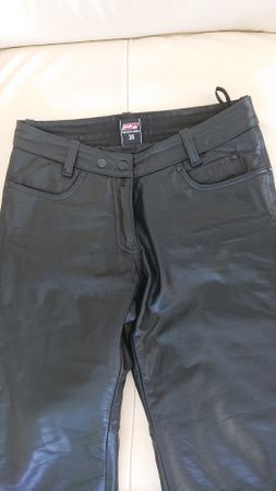 Pantalon moto femme cuir 