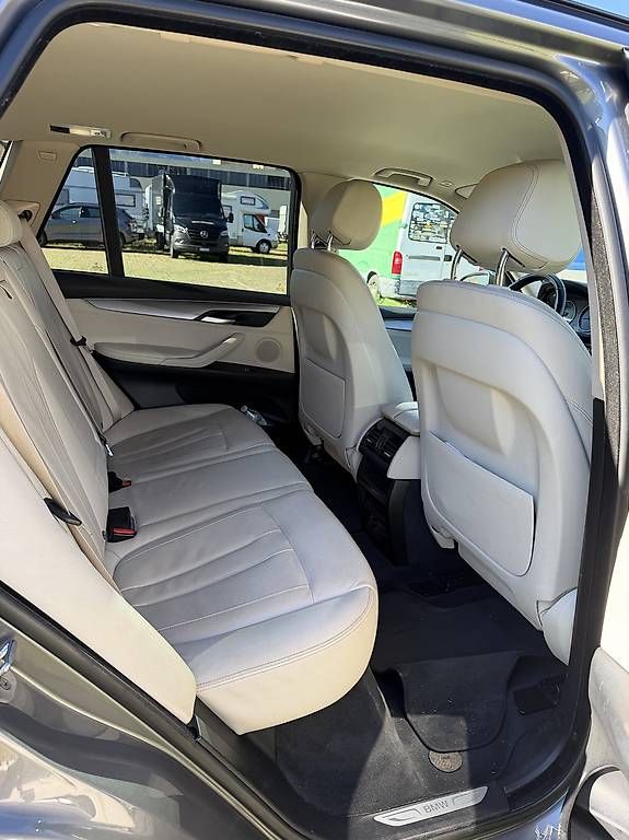 Autos: BMW  X5  xDrive 30d – D'occasion à Giubiasco par automobili72 8