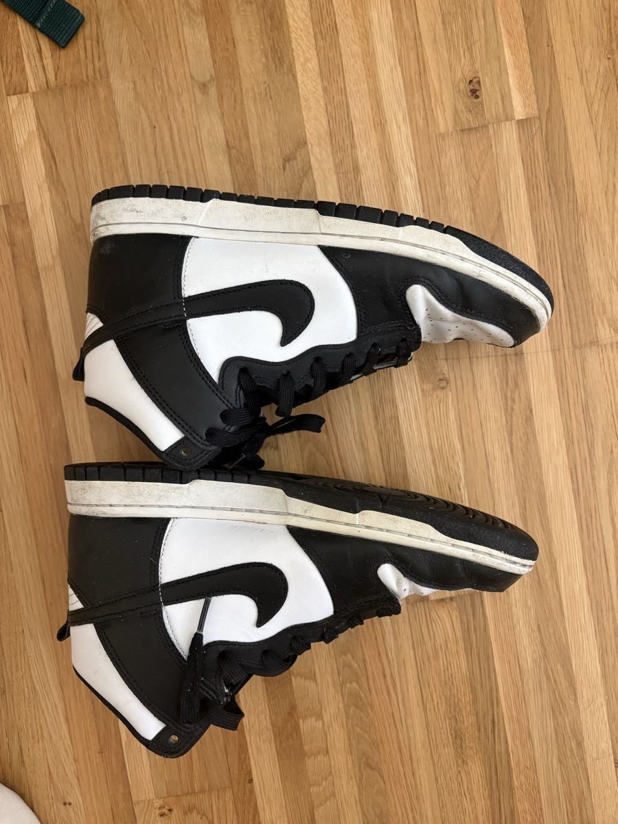 Nike Scarpe da uomo: Nike Dunk High Black Panda Grösse 41 – Usato da Malters venduto da lar_hkm7 2
