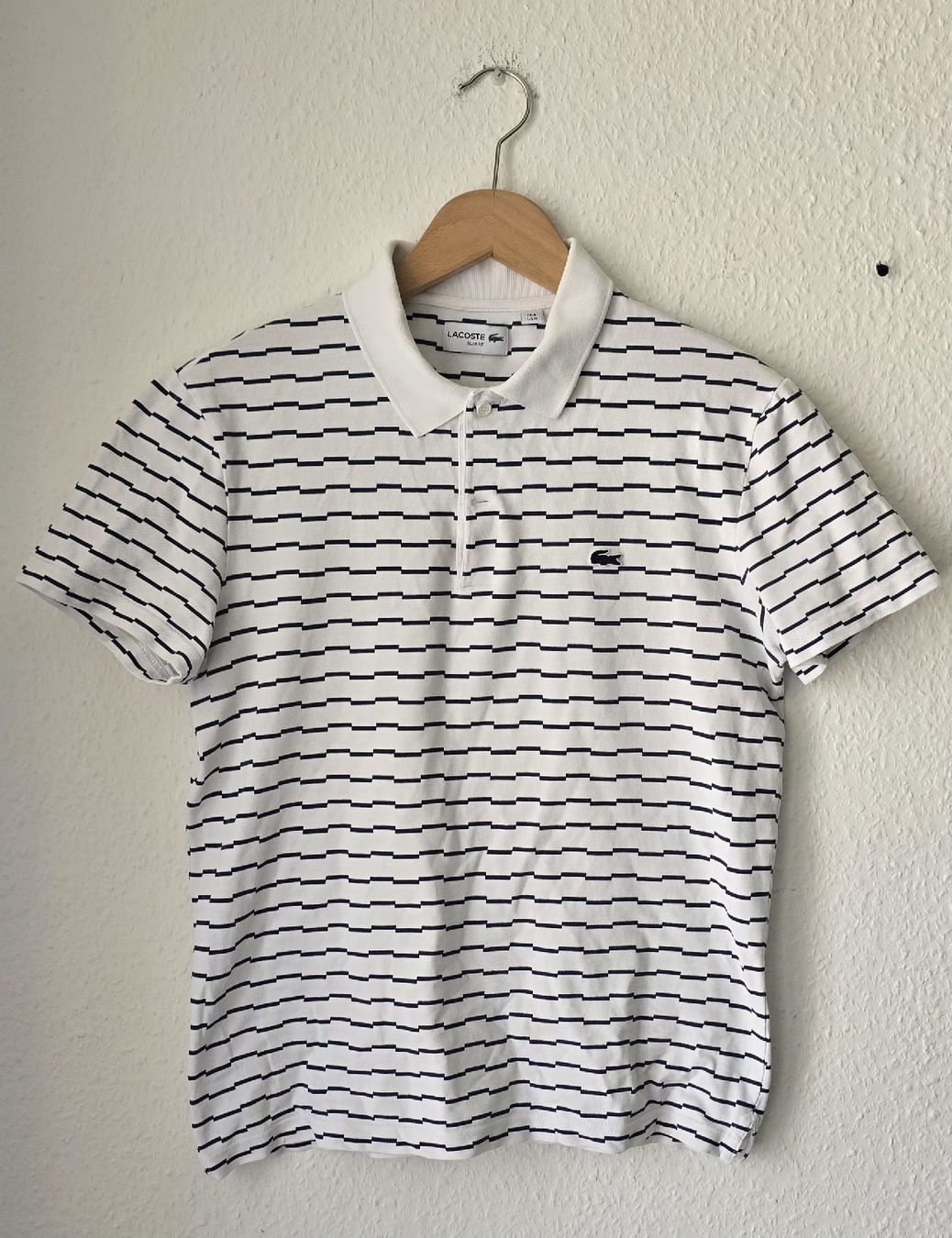 Lacoste Magliette Polo: Polo Lacoste rayé blanc et noir – Usato da Genève venduto da MariaS2 1