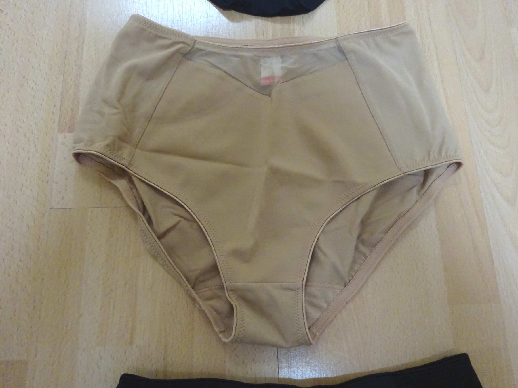 Triumph Altra biancheria intima: Triumph - 3x Formhöschen - Shapewear - Grösse 38 – Usato da Zofingen venduto da Justizia_01 2