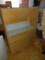 schönes Holzmöbel