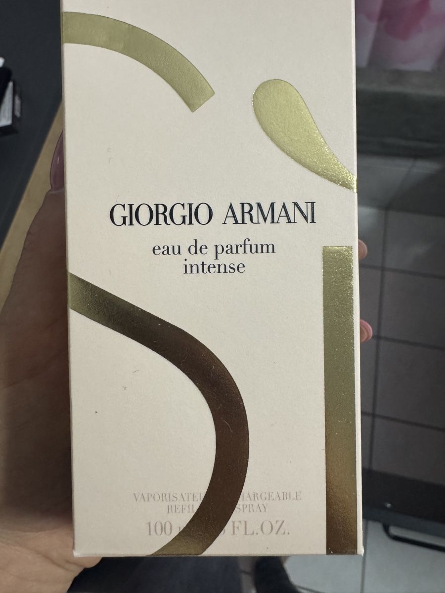 Armani Parfum & Eau de Toilette: Giorgio Armani Sì - EdP 100ml – Neu (gemäss Beschreibung) aus Rorschach von Tonia91 1
