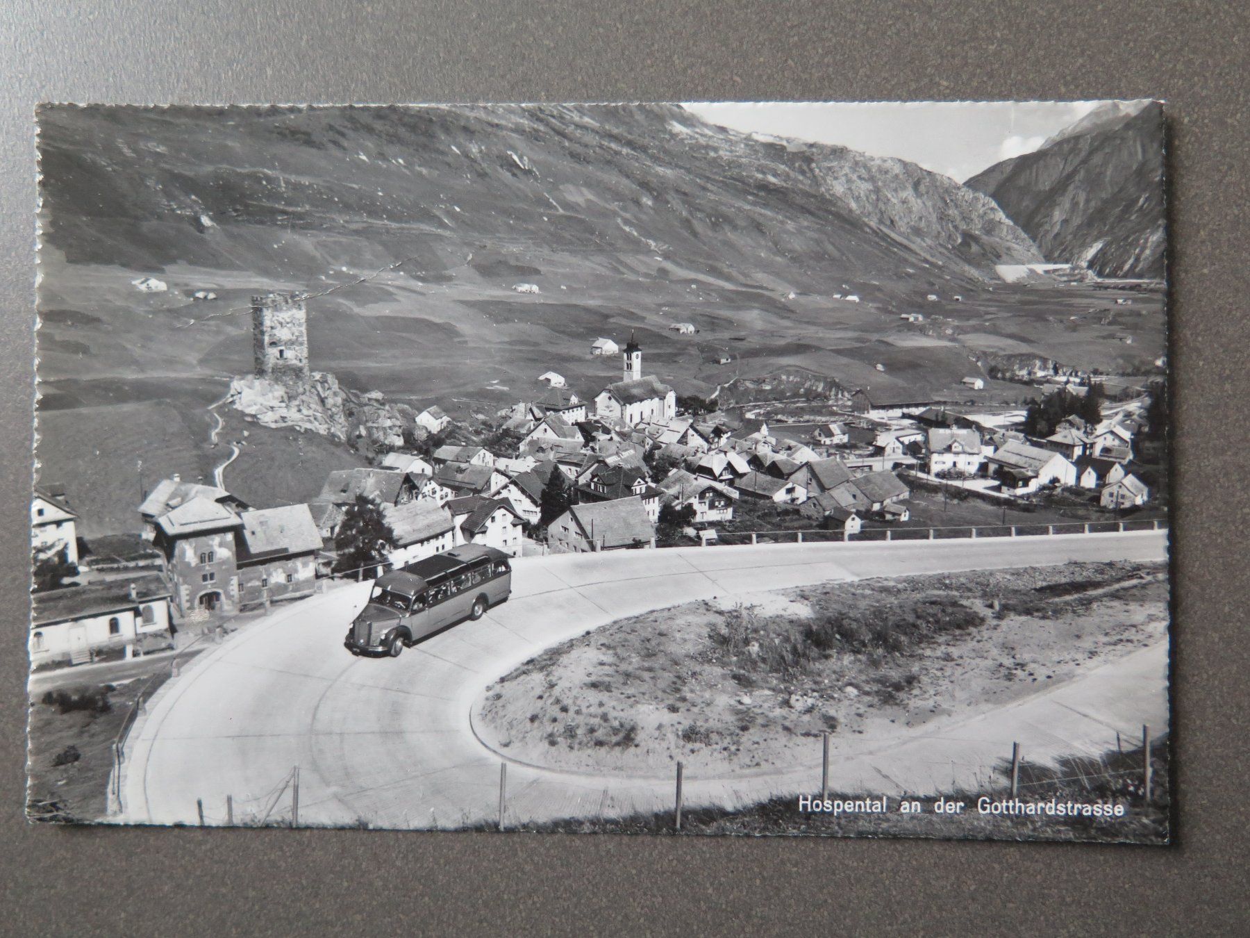 Cartoline postali: HOSPENTAL AN DER GOTTHARDSTRASSE - POSTAUTO – Usato da Wittenbach venduto da lipasal