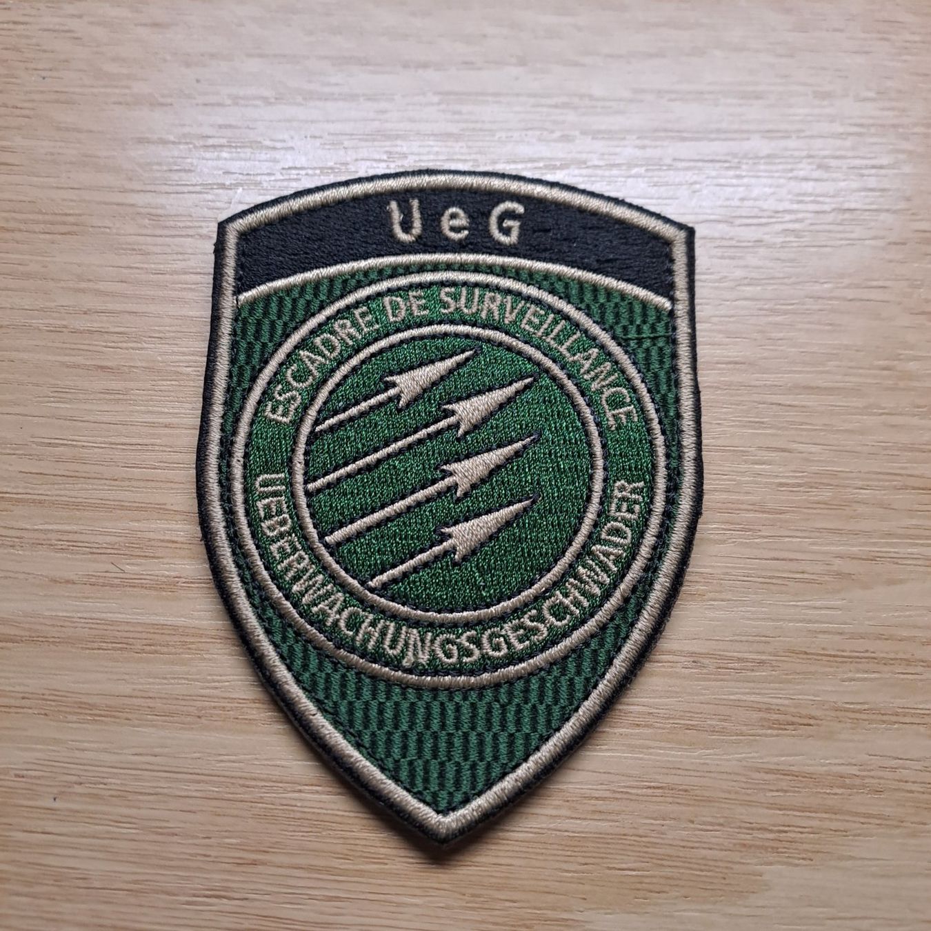 Armée suisse Plaquettes & Badges: UeG UEBERWACHUNGSGESCHWADER – Neuf (Voir description) à Gipf-Oberfrick par Mig_29