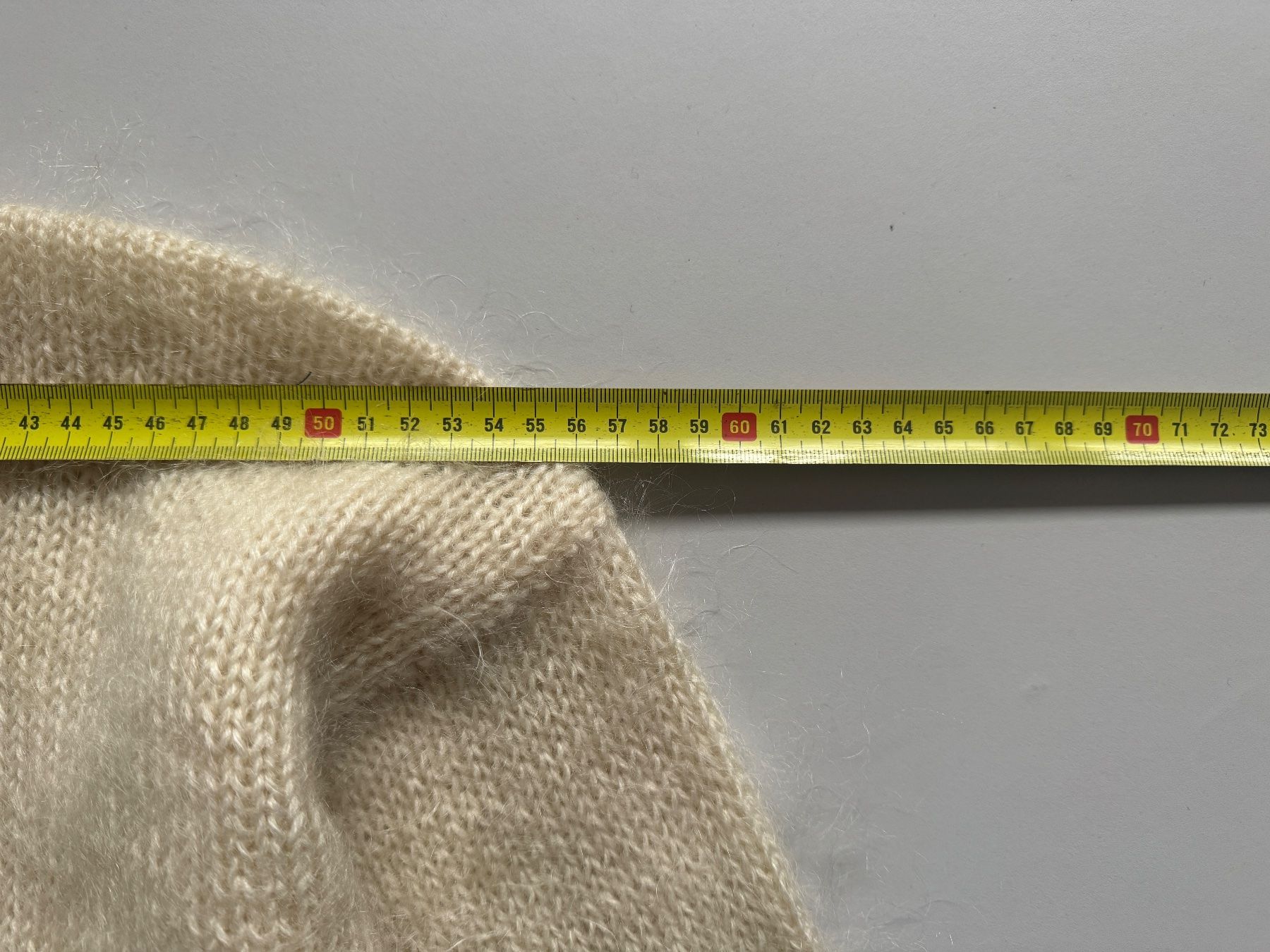 Maglioni & Felpe: Vintage 1980 Women Pullover Sz M – Usato da Neuchâtel venduto da _Easy_to_Find_ 2