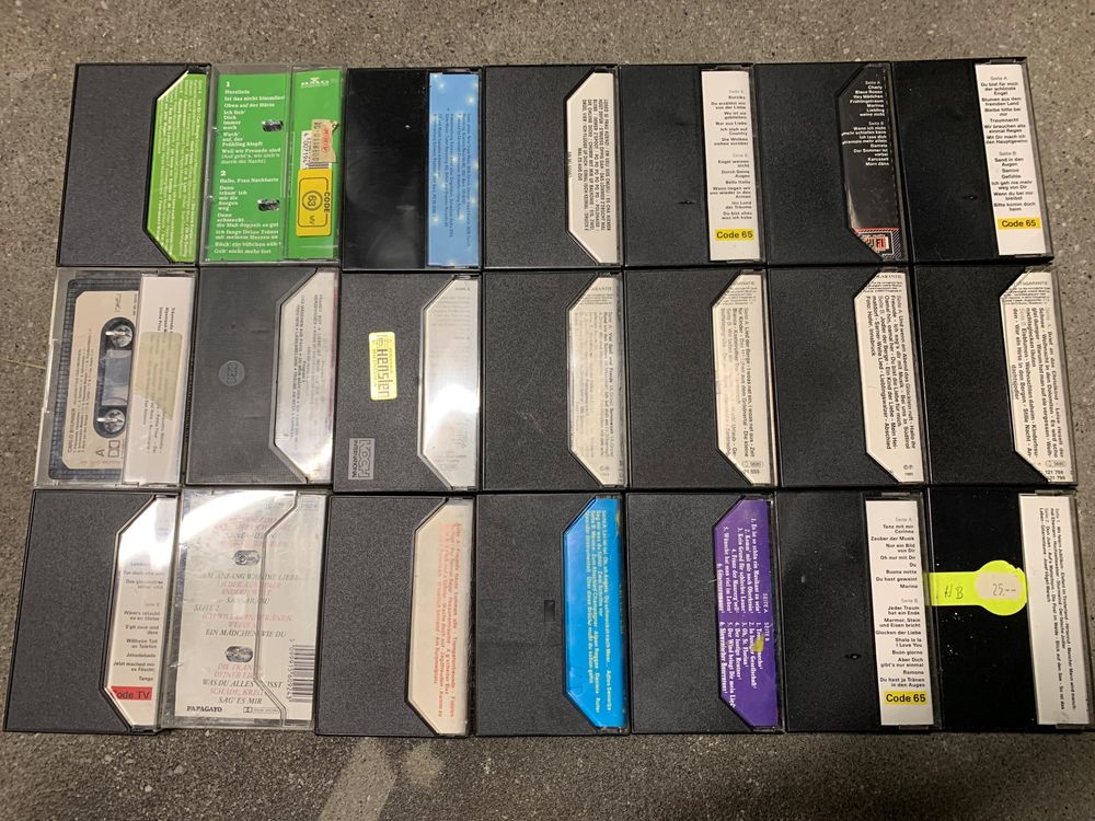 Dekorative Glas-Trauben Tischdekoration In Blau - Elegante Inneneinrichtung Skulptur