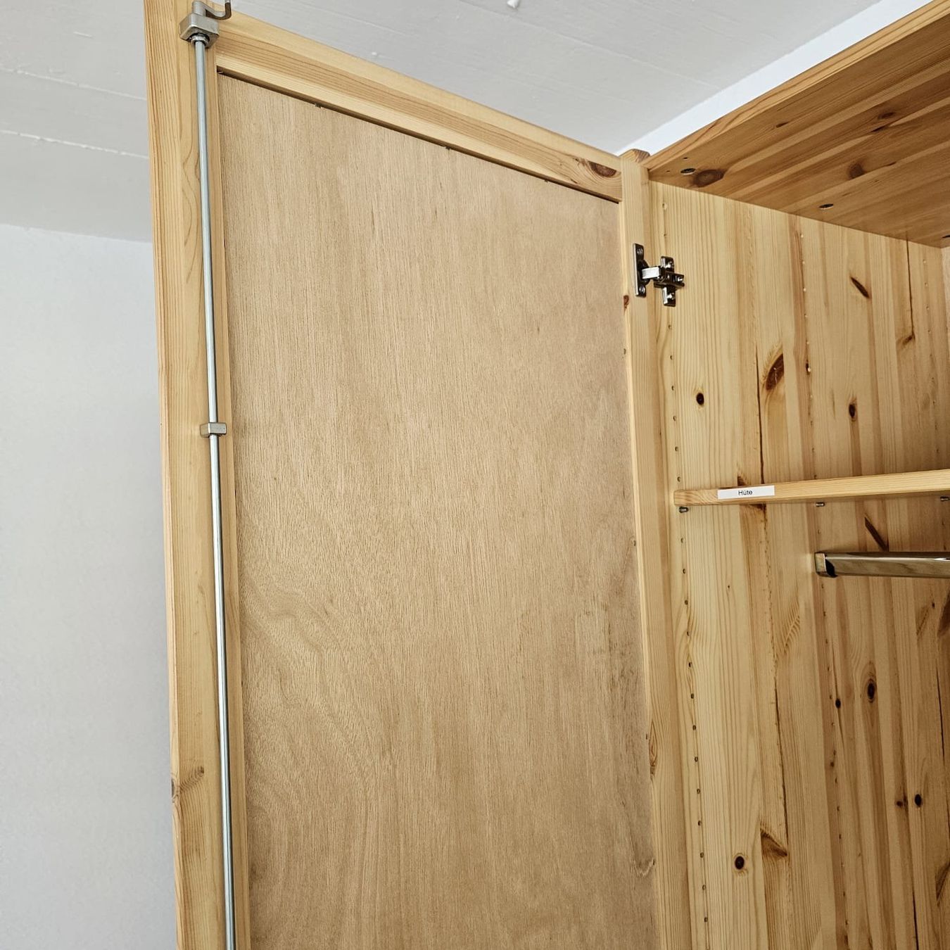 Schränke: Schrank 4 Teile robust  - armoire 4 pièces robuste – Gebraucht aus Spiegel b. Bern von Gudi8 2