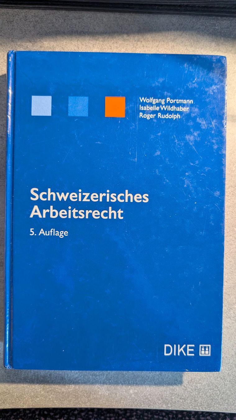 Livres: Schweizerisches Arbeitsrecht – D'occasion à Sins par jamiealicia