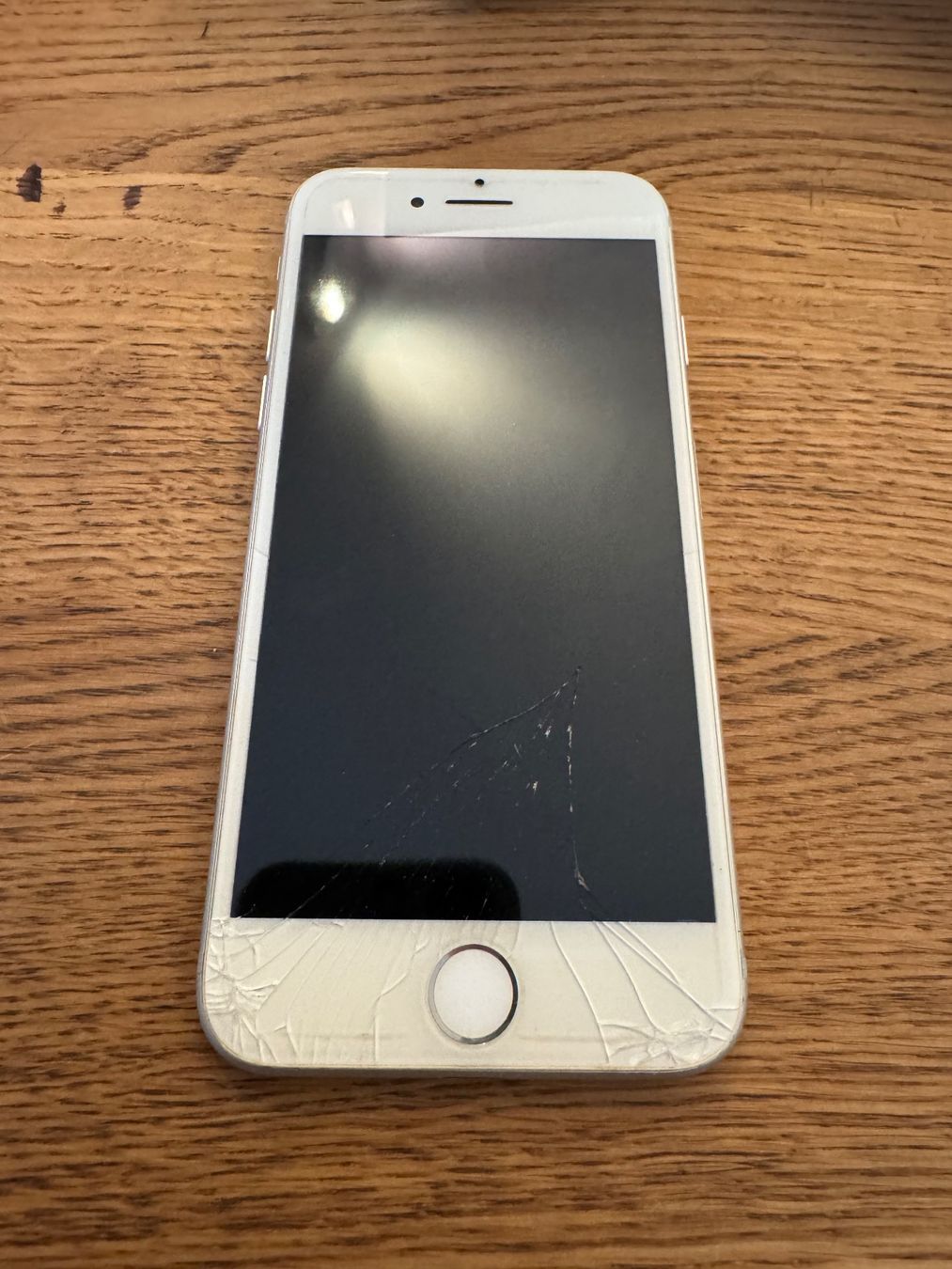 Apple Handys / Smartphones: IPHONE 7 – Defekt aus Adliswil von Busys
