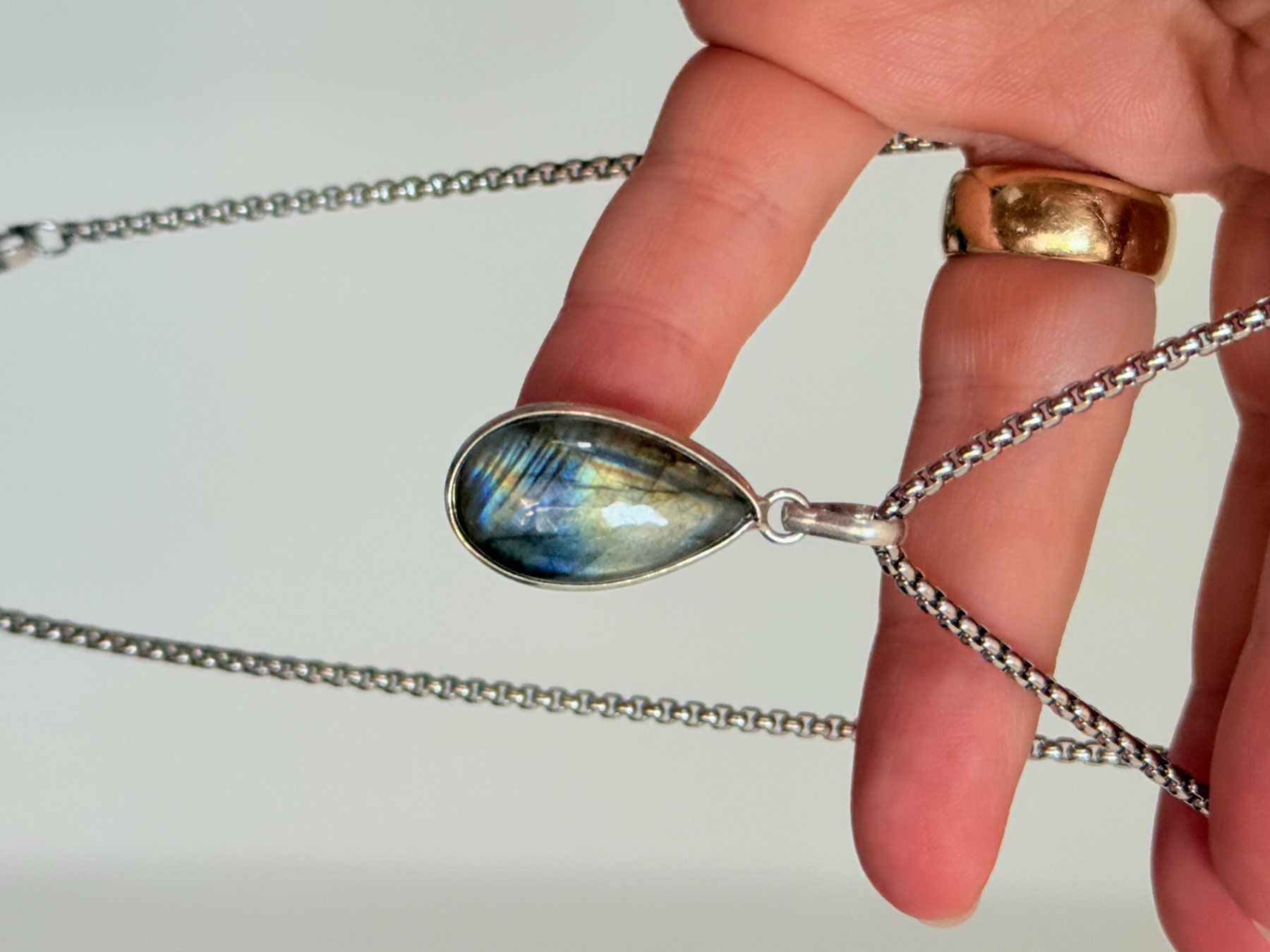 Catenine: Fashionable labradorite necklace – Nuovo e nell'imballaggio originale da Genève venduto da AGBERG 6