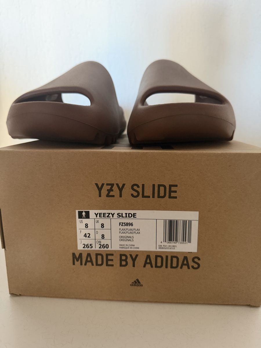 Adidas Scarpe da uomo: Yeezy Slide Flax Brown – Nuovo e nell'imballaggio originale da Dübendorf venduto da Sneaker_Seller 2