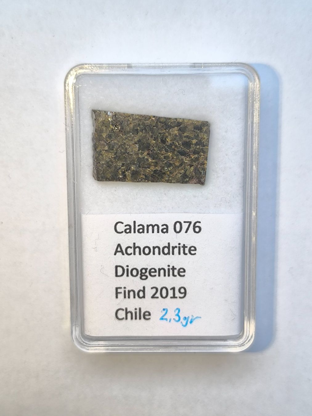 Minerali & Pietre curative: Meteorite Calama 076-  diogenite - 2.3 gr – Usato da Le Vaud venduto da R_Gill 3