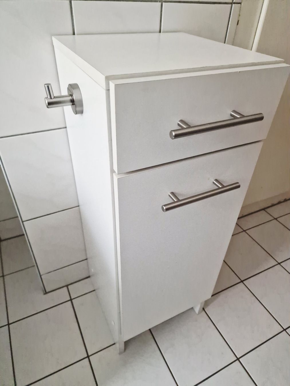 Badezimmermöbel: Badezimmer Möbel Set – Gebraucht aus Hallau von CHACLA 7