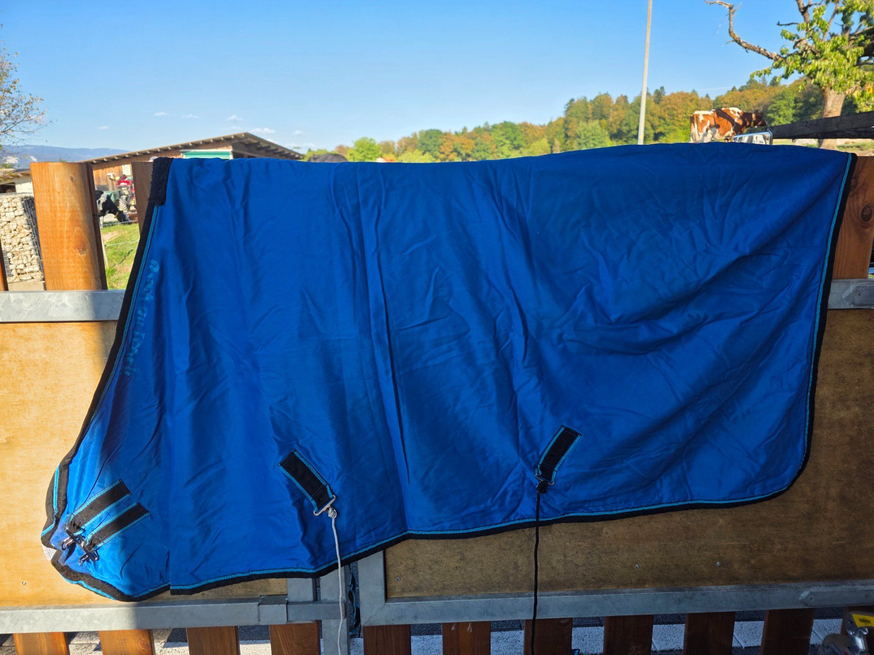 Couvertures: Pferdedecke Back on Track 135cm – D'occasion à Mörigen par Martina777