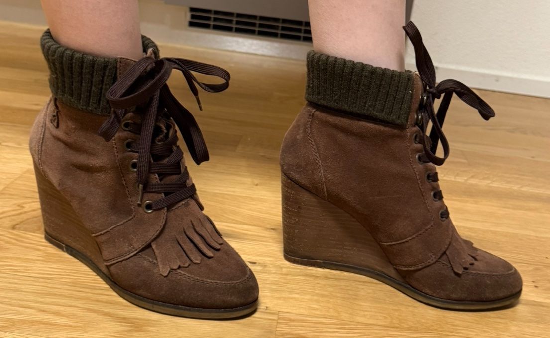 Pepe Jeans Scarpe da donna: Braune Wildleder-Stiefeletten mit Keilabsatz, Grösse 38 – Usato da Schlieren venduto da Alexander2010 3