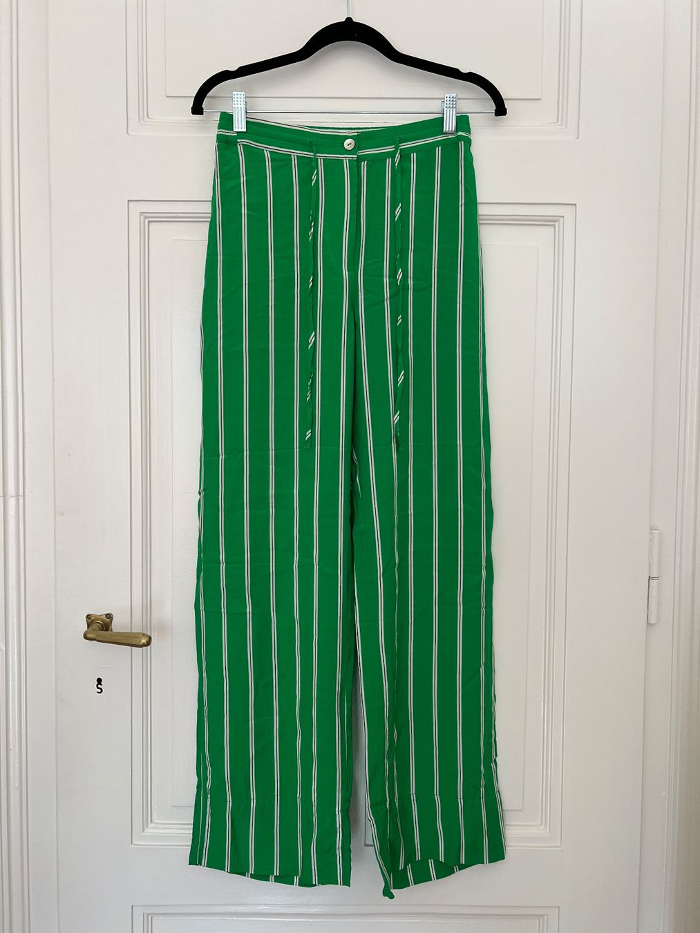 H&M Pantaloni: H&M green striped pants – Nuovo (secondo la descrizione) da Genève venduto da jud_xrl8 3