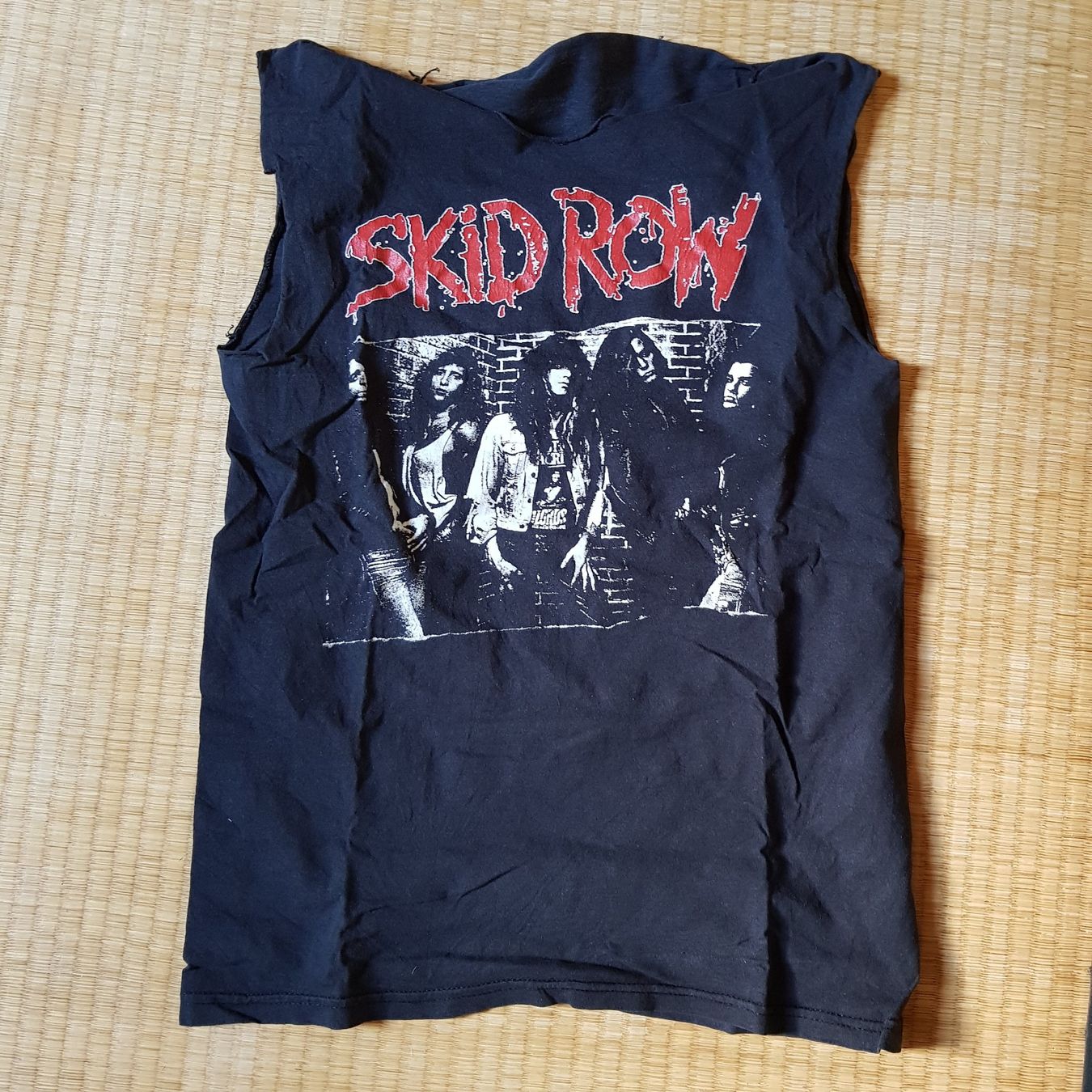 T-shirt: Skid Row vintage T-shirt – Usato da Monte Carasso venduto da arn_dime