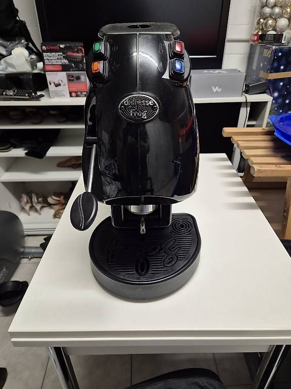 Kaffeemaschinen & Espressomaschinen: Kaffeemaschine Frog – Gebraucht aus Aarburg von Vagos 1