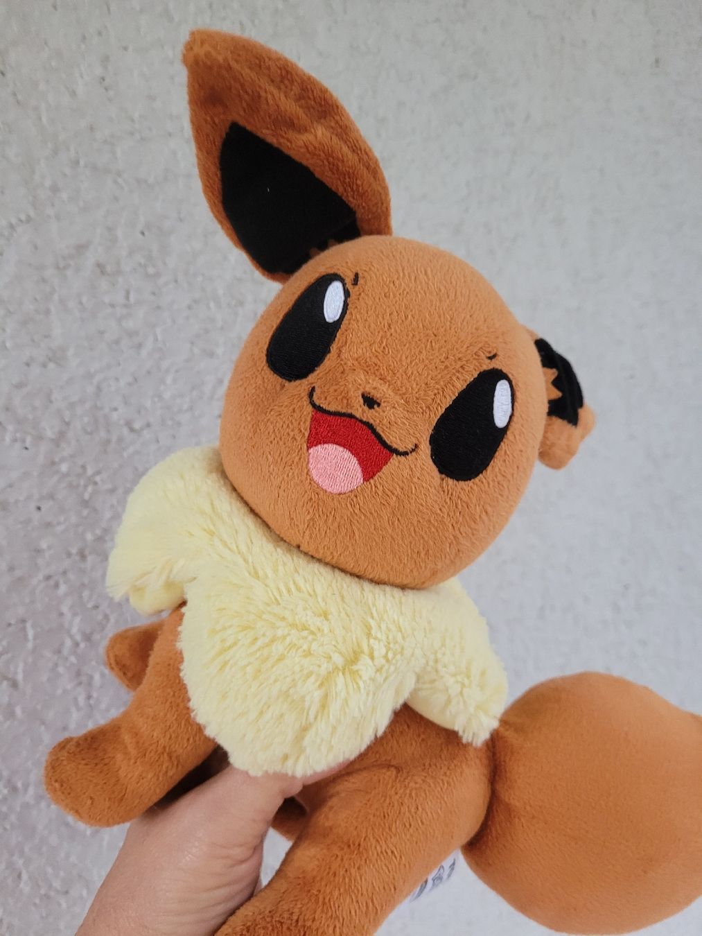 Giocattoli: Pokemon Evoli 30cm – Usato da Buttikon SZ venduto da Corendo