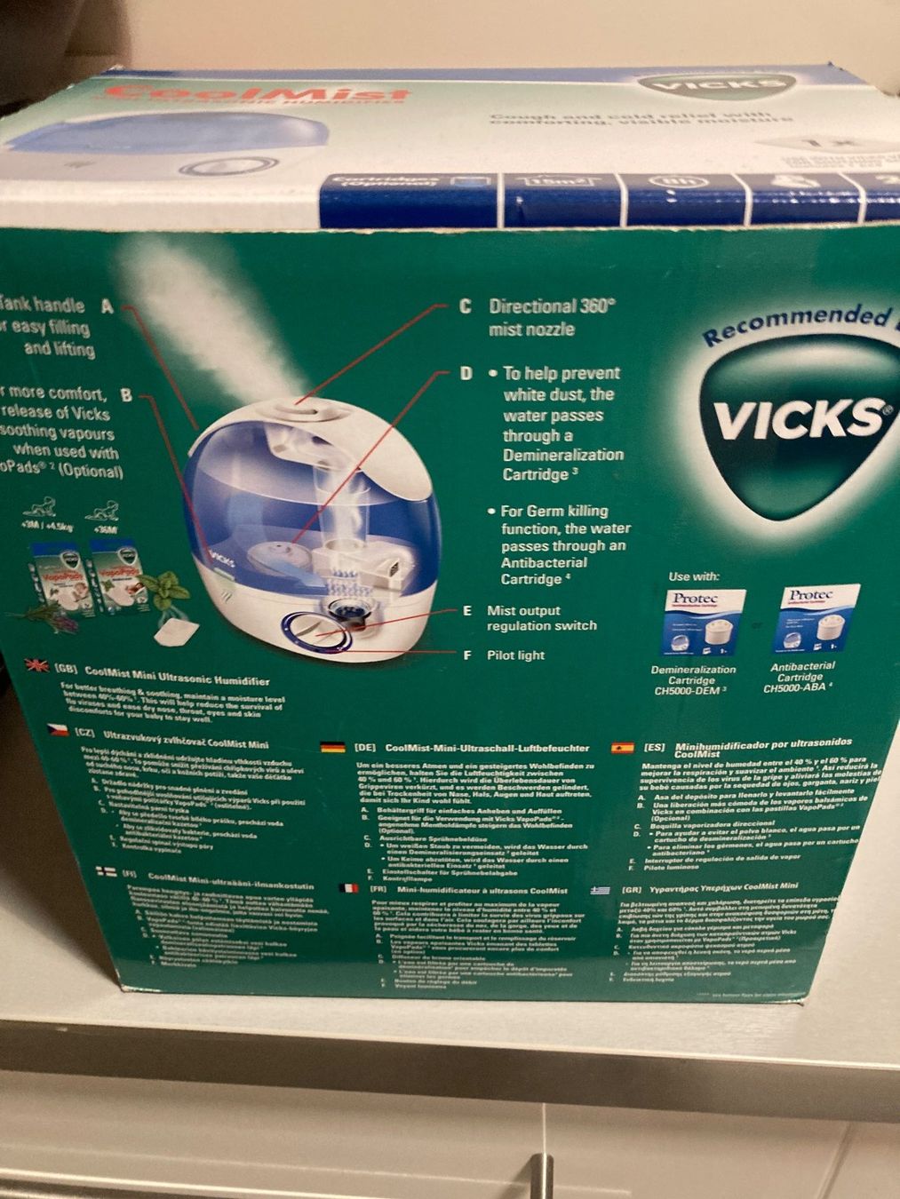 Vicks Humidificateurs: Mini  humidificateur  (vicks) – D'occasion à Châtelaine par jmls74 1
