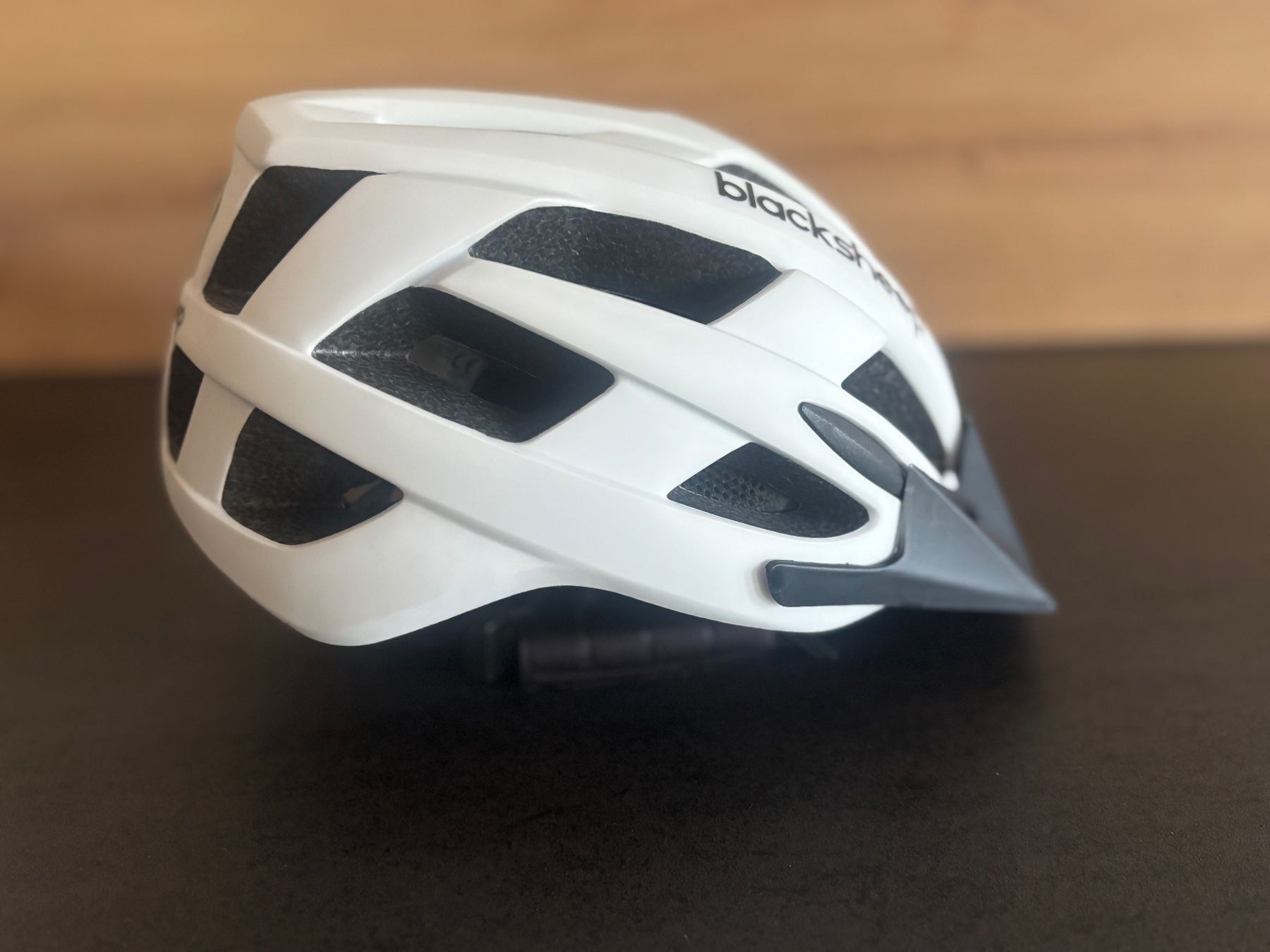 Caschi: Fahrradhelm Blacksheep weiss matt – Nuovo (secondo la descrizione) da Schneisingen venduto da RE72