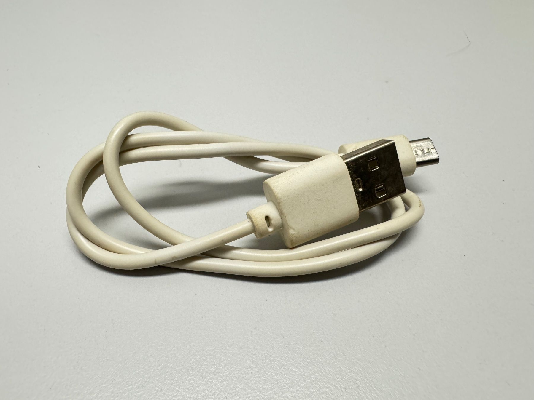 Cavi: USB Micro-B zu USB - A / Kabel – Usato da Humlikon venduto da GX30