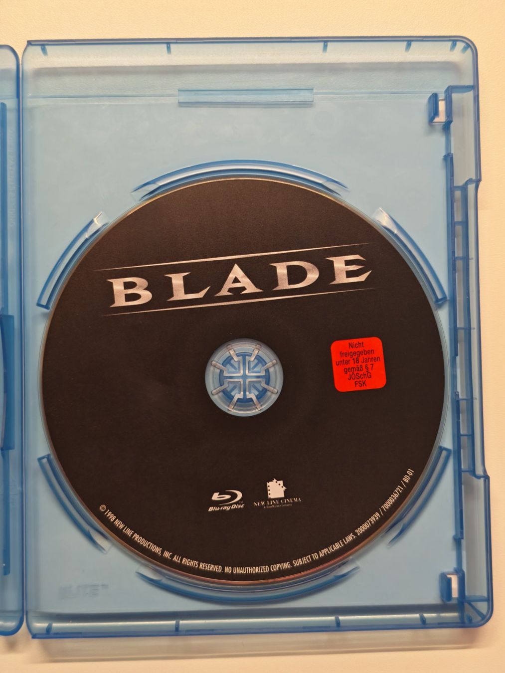 Alle DVDs: Blade – Gebraucht aus Liestal von Kratzilla 1