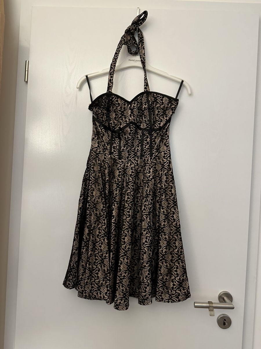 Kleider: Robe Bedroom Stories – Gebraucht aus Lausanne von Liinoa 1