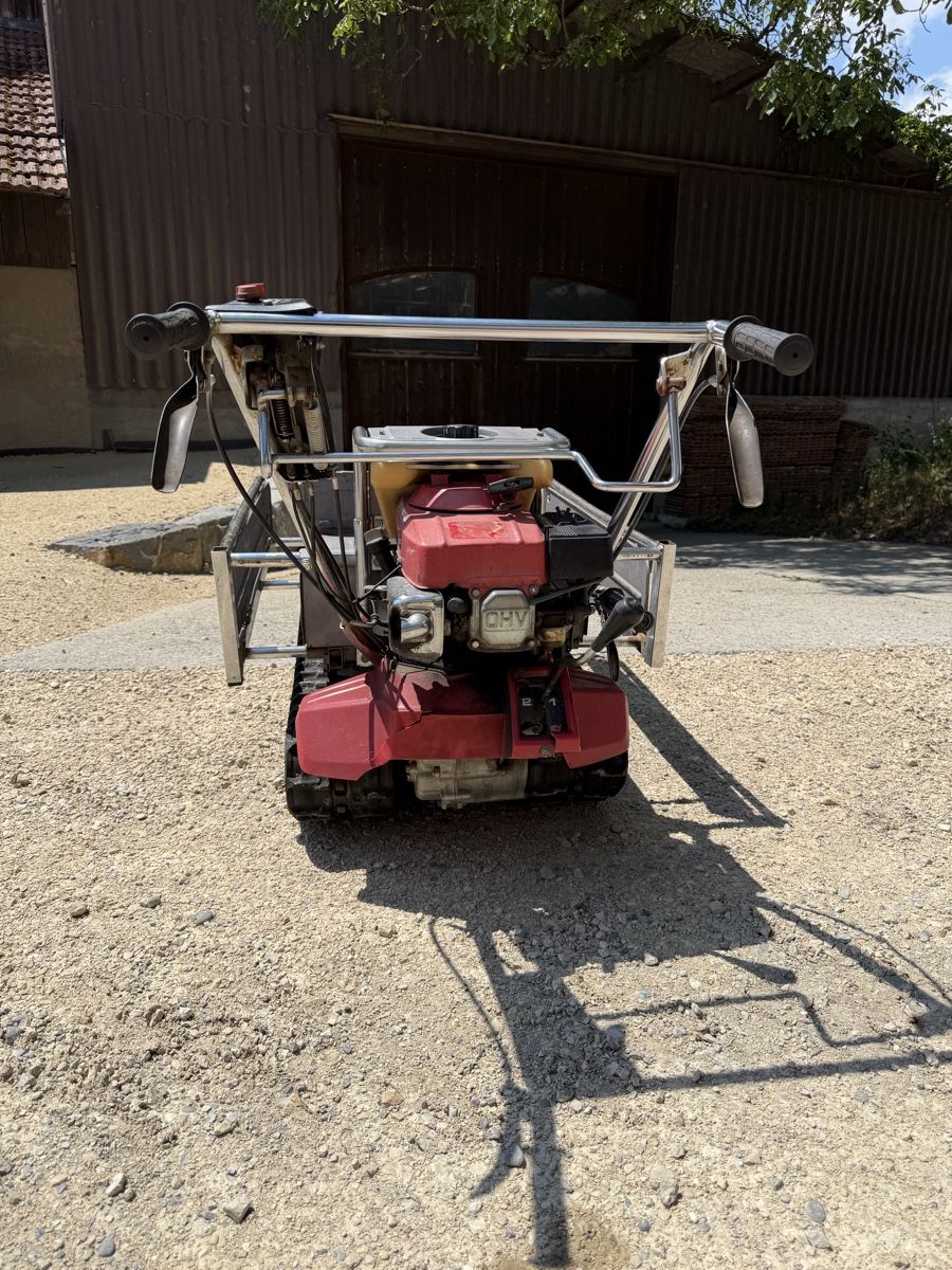 Honda Alle Maschinen: Rauppendumper Honda – Gebraucht aus Müntschemier von shk_5l28 1