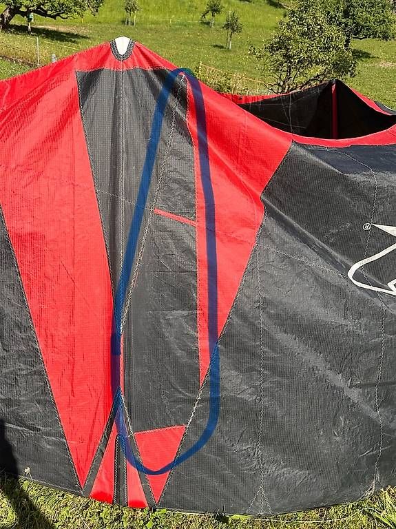 Naish Aquilone: Naish Dash s26 10m2 – Usato da Melchnau venduto da Swifty 3