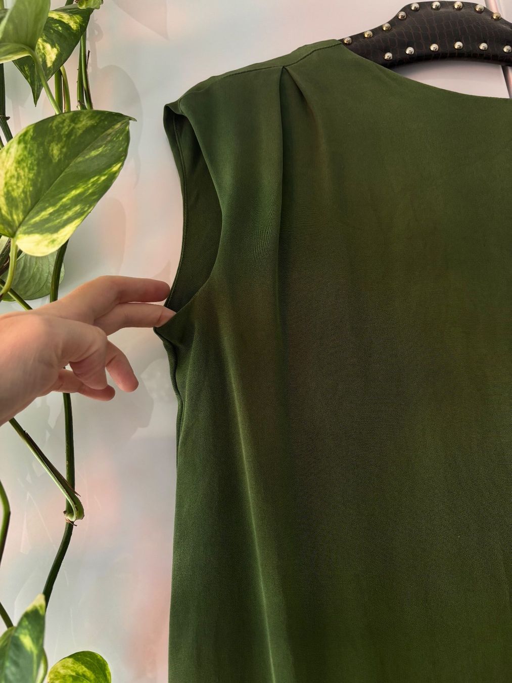 Vestiti: LIEBIG grünes Seidenkleid Gr. 42 – Usato da Zürich venduto da missmodernage 2