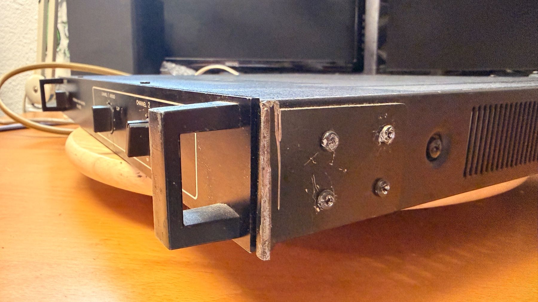 Sony Amplificatori: SONY MU-A051 Professional Power Amplifier gebraucht – Usato da Wallisellen venduto da Ada92 3
