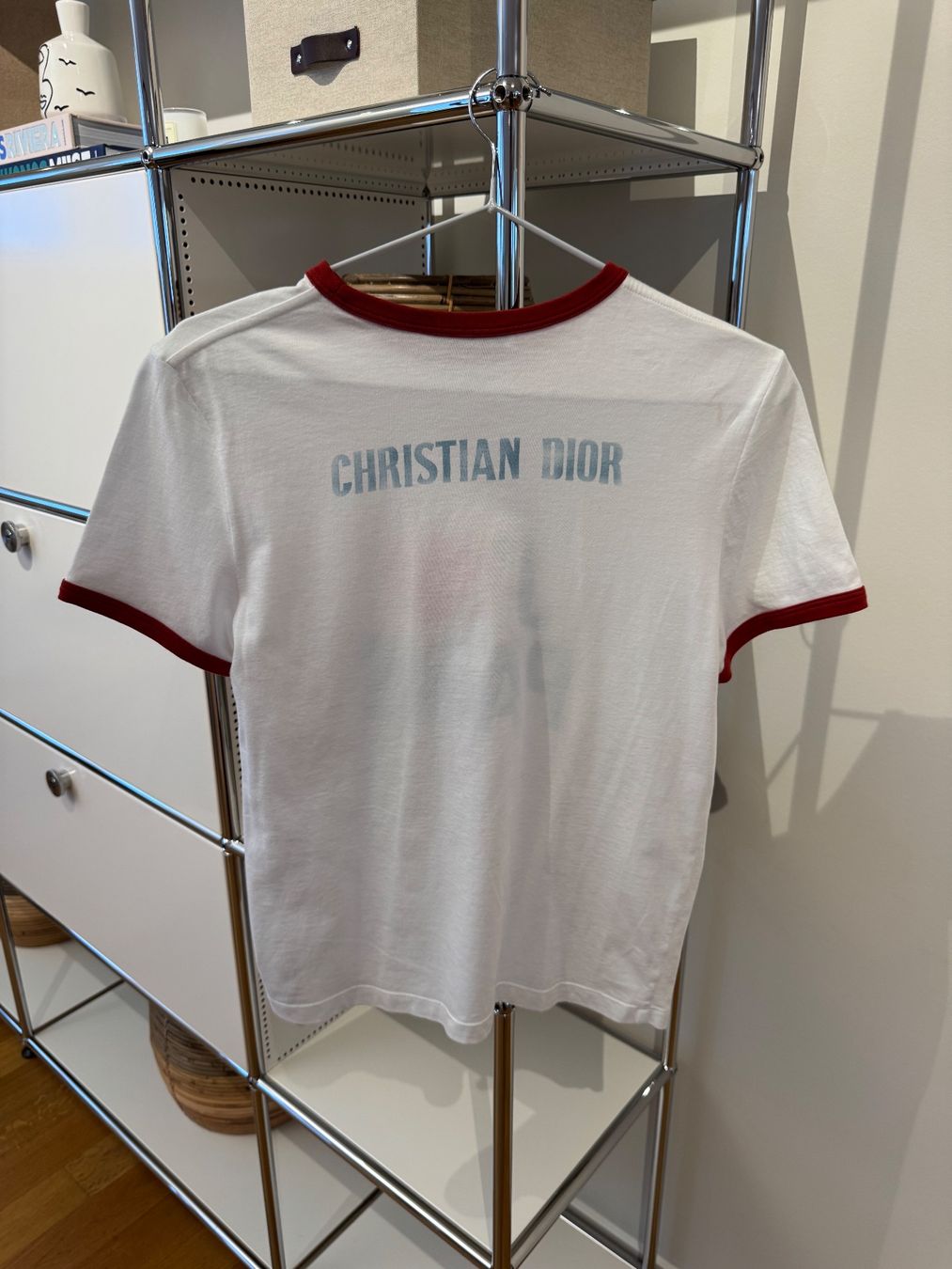 Dior T-shirt: DIOR SHIRT PARIS – Nuovo (secondo la descrizione) da Schwyz venduto da bofb 1
