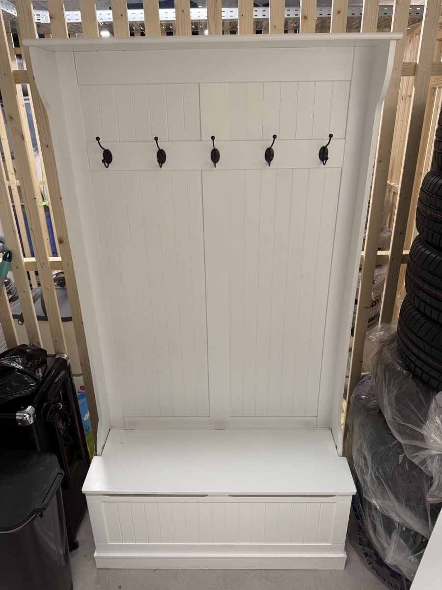 Porte manteau: Garderobe mit Sitzbank – D'occasion à Regensdorf par Mihajlomiki912