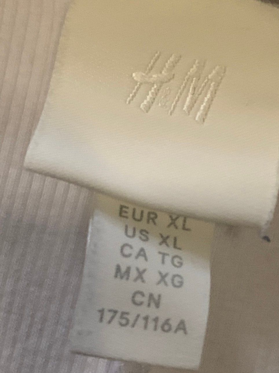 H&M Tops: Longtop oder kurzes Kleidli XL weiss – D'occasion à St. Gallen par Miousch 2