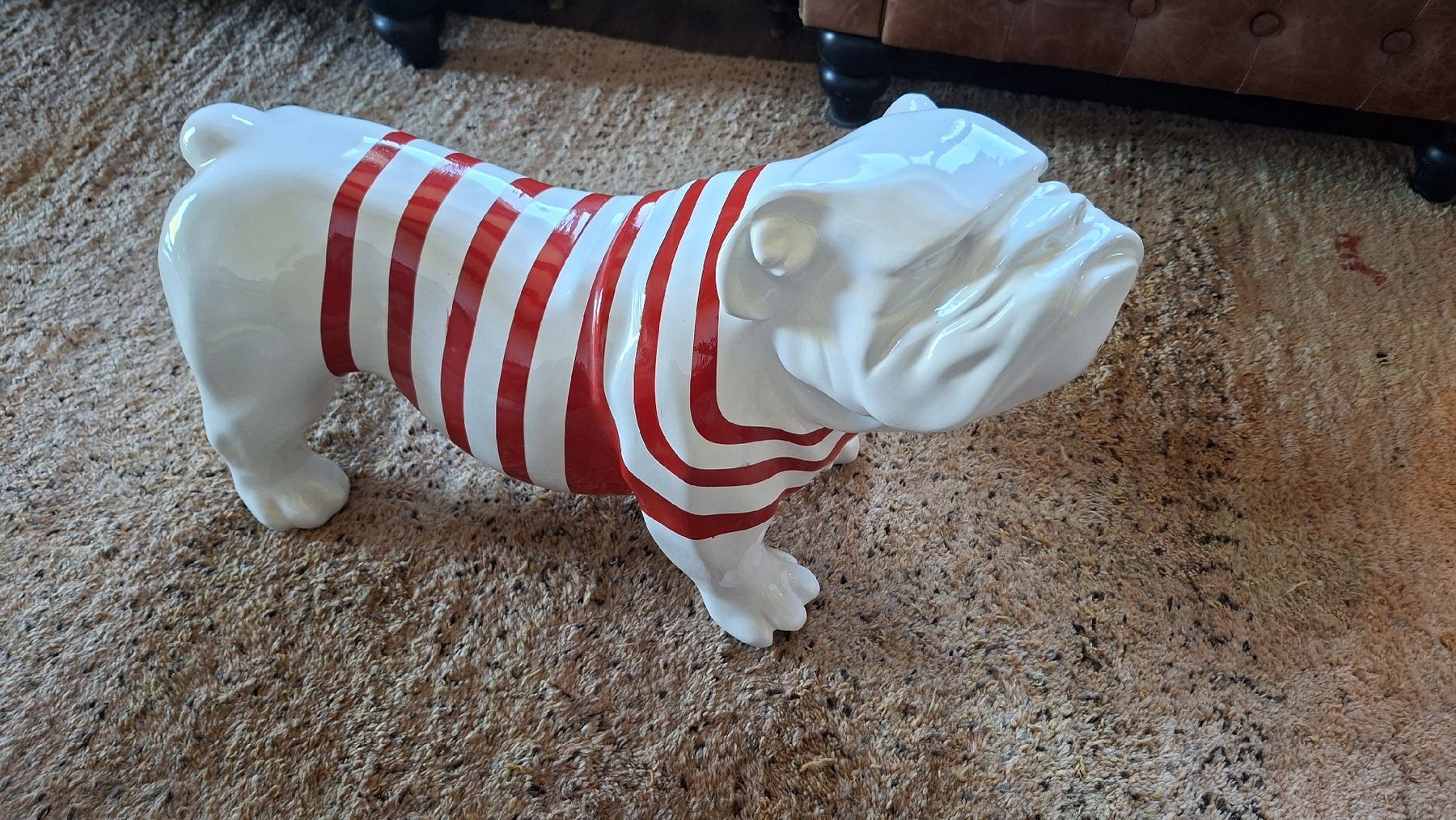 Figuren: Englische Bulldogge Figur – Gebraucht aus Leuzigen von Likeacharmer