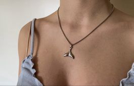 Edelstahl Halskette mit Delfinflosse Anhänger NEU
