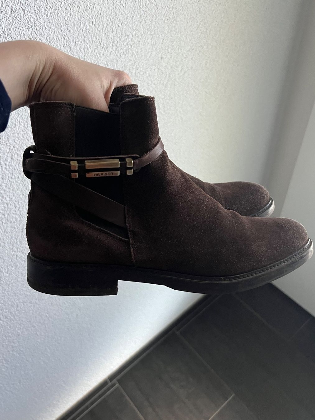 Tommy Hilfiger Scarpe da donna: Tomy Hilfiger Stiefel 38 – Usato da Schiers venduto da Sam.ahd1