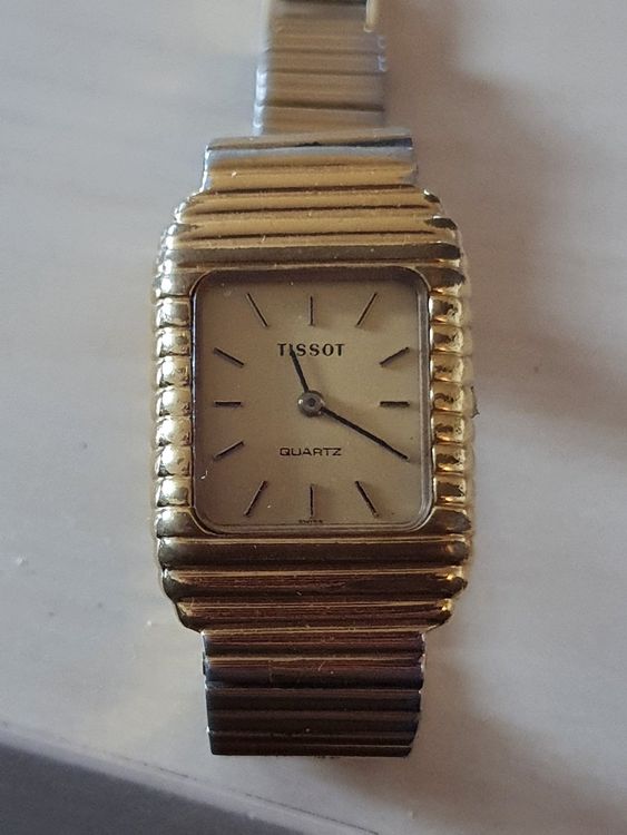Lot De 4 Montres Femme Yema à Réviser - Mécanique Manuelle - Cadran Doré - Occasion
