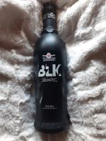 Trojka Black