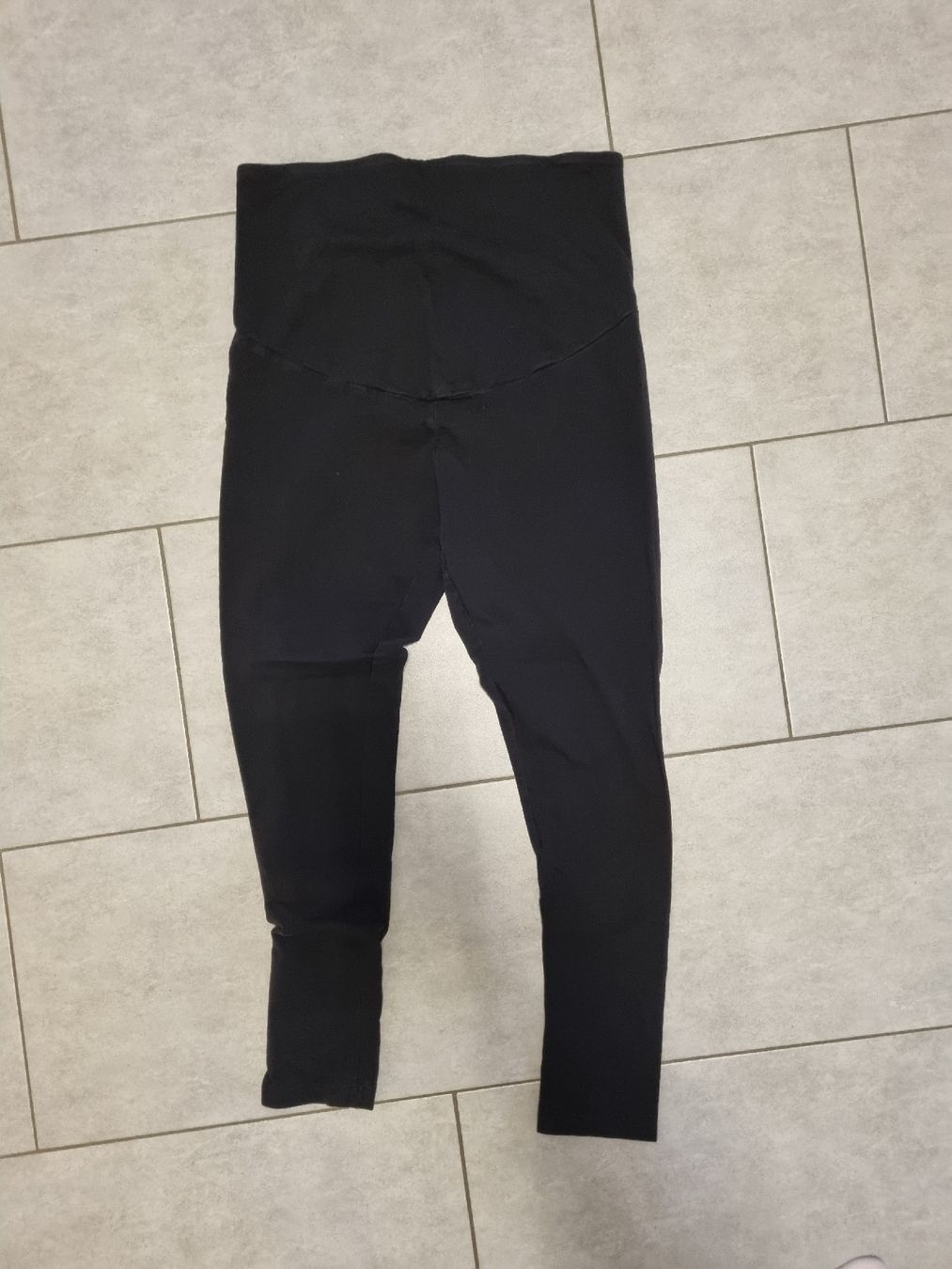 Leggings: Umstandsleggings L 44/46 – Usato da Unteriberg venduto da ste_ruh