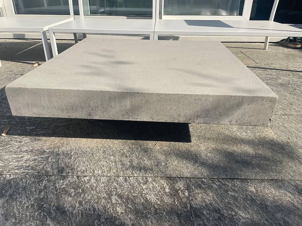 Tische: Lounge- oder Couchtisch – Gebraucht aus Jona von mderman 3
